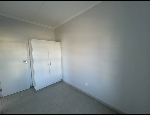 2 BEDROOM APARTMENT FOR SALE IN RIVERGATE